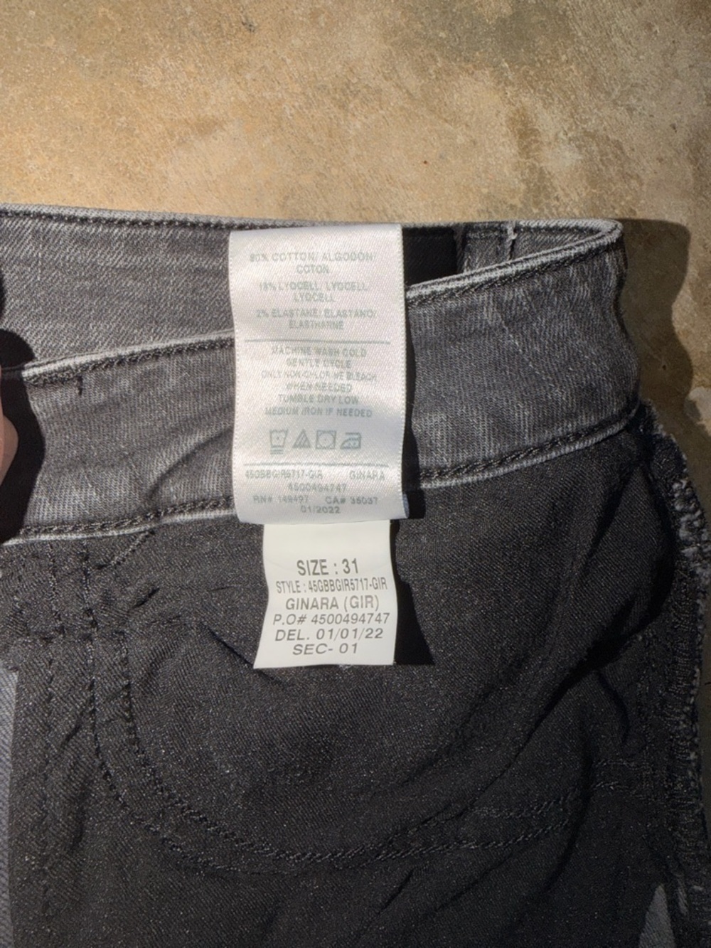 Joe’s Jeans Ginara High Rise Straight Leg Raw Hem Black Jeans Size 31 - Picture 10 of 10